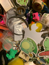 Load image into Gallery viewer, Lucky Scoops